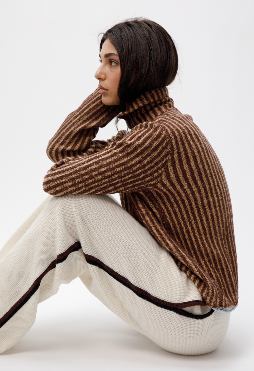 Chestnut Ribbed Zip image 5